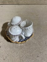 Porcelán só/bors tartó + fogpiszkáló tartó. 2788