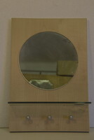 Fali tükör akasztókkal A152