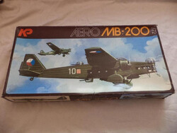 Aero MB-220 WWII bombázó, 1/72 (988)