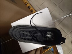 Uniszex 41 nike cipő mex 97 új állapotú 25 ezer ft előre utalással kérem
