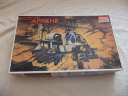 Apache AH-64A helikopter, 1/48 (992)