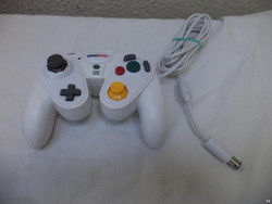 Nintendo Gamecube kontroller. (1448)