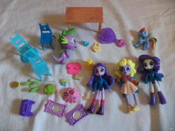 My Little Pony figurák, kiegészítők dobozzal (845)