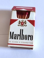 Vintage Marlboro gyufa, 5.8 x 3 x 1.8 cm.