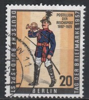 Berlin 1444 Mi  176     1,40 Euró