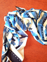 Olasz selyem jellegű sál, óriás méretű kék- fehér stóla, strand kendő