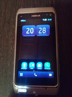 NOKIA N8 mobiltelefon
