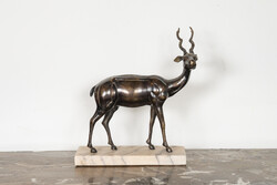 Bronz impala figura márvány talapzaton