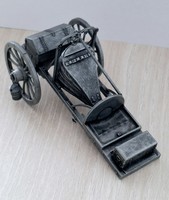 Napóleoni háborúban használt tábori kovácsműhely fúvóval és tűzszekrénnyel gyűjtői fém makett model
