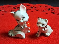 2 db aranyos kicsi porcelán cica, macska 4-6 cm
