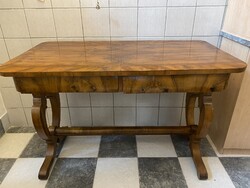 Biedermeier fiókos asztal