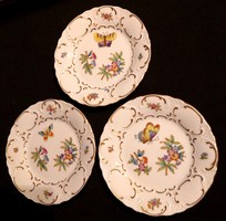 DT/431. Különlegesen szép tányérok pillangóval, virágmintával