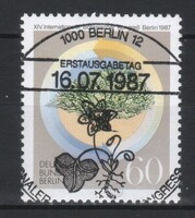 Berlin 1704 Mi 786      1,30 Euró