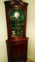 Barok stilusú sarokszekrény 190x70x40cm sarok.