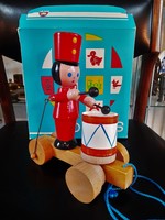 Retró csehszlovák fajáték dobozában