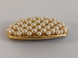 Gyöngyös vintage bross – aranyszínű ovális alap, elegáns gyöngysor mintával – AKCIÓ!