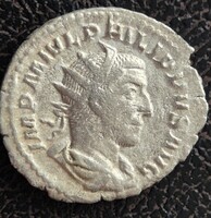 Római ezüst  érme. I Philippus antoninian.