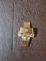 Hirsch arany színű pillangózár nyomógombos 18mm