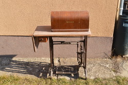 Singer varrógép. Működik.