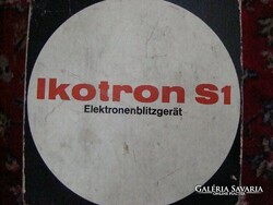 ZEISS IKON VAKU dobozában Új