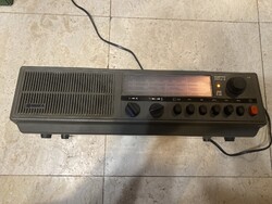 Tesla retro rádió