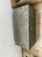 Zöld régi Lada doboz azt hiszem katonai
