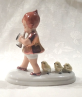 ANTIK ,JELZETT MINI PORCELÁN  FIGURA 7.5 CM