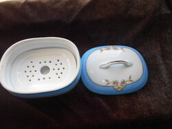 Antik fedeles szappantartó porcelánból- eredeti likacsos kivehető betéttel