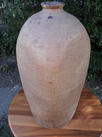 Jelzett antik óriás  olajtartó kerámia edény, 48 cm