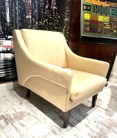 Bőrhuzatos restaurált retro mid-century design fotel, eredeti a 60-as évekből szék, vintage Sessel