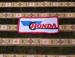 Honda felvarró