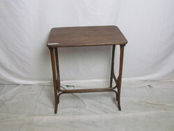 Antik Thonet asztal