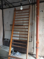 Retro, loft design iskolai bordásfal, 270 x 90 cm-es, fenyőből.