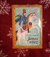 Petőfi Sándor- János vitéz, 1971, külső papír borítója picikét sérült, maga a könyv hibátlan.