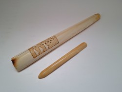Faragott csont szipka, 14,6 cm, csont tárgy, 8 cm, 2 db egyben
