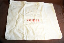 Guess porzsákok