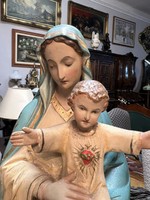 Madonna, Mária szobor a gyermek Jézussal