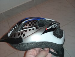 Biciklis gyerek bukósisak Bikemate 50-55 cm fejátmérőre, állítható.