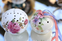 Virágos porcelán pot-pourri tartó ,illatosító