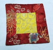 DharmaObjects tibeti buddhista selyembrokát asztali futó/szentély fedele/oltárterítő/asztaltakaró