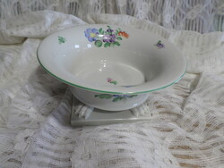 ﻿﻿﻿Herendi Tertia oroszlán körmös talpas porcelán kínáló, asztalközép.