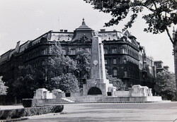 Régi fotónegatív Budapest anno, Szabadság tér 1960-as évek kb.  B12/78