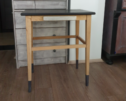Kis méretű női íróasztal vendégasztal keményfából vintage loft stílusban viaszos felülettel