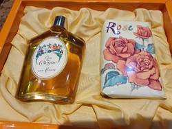 Retro sorszámozott Eu de Cologne aux fleurs vintage kölni és szappan pipere parfüm