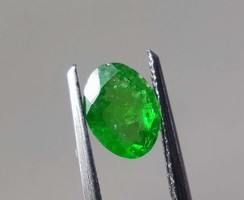 Tsavorit gránát - 0,85 ct, 7,4x5,5x2,7 mm (3343), szép mélyzöld szín!
