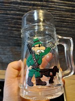 A világ leg VAKmerőbb vadásza!  - sörös korsó