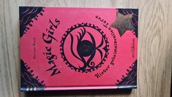 Német nyelvű ifjúsági könyv, Marliese Arold: Magic girls -Hinter geheimnissvollen Türen