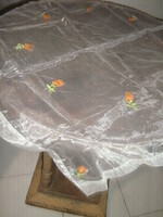 Gyönyörű tulipános organza terítő