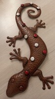 Nagyméretű, fém fali dekoráció gyík formában,56*35 cm.
