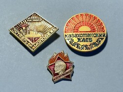Szovjet jelvény 3 db együtt - Lenin orosz kazah kenyér pionír kitűző
